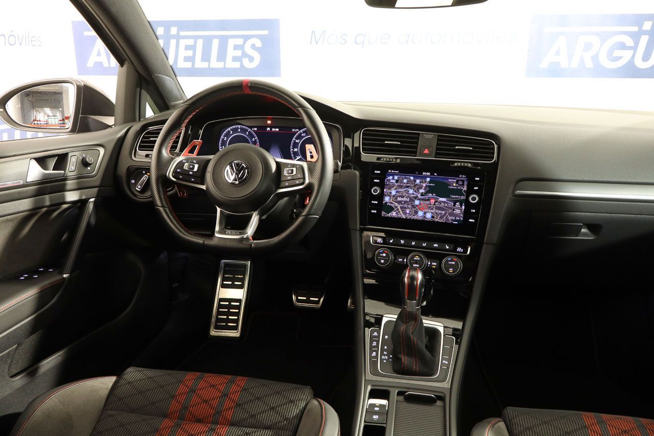 Volkswagen Golf GTI TCR 2.0 TSI 290cv DSG