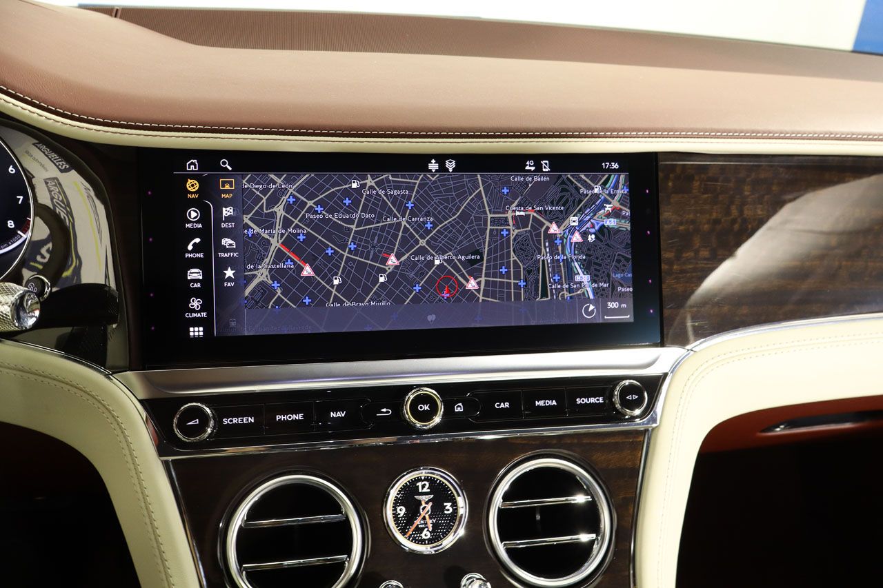 Bentley Continental GTC V8 Mulliner Cabrio 549cv