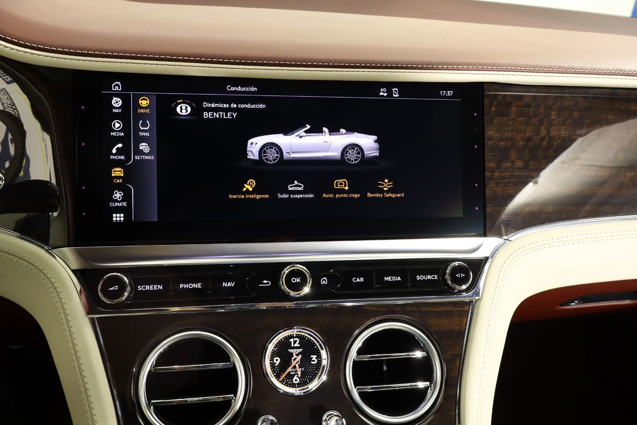 Bentley Continental GTC V8 Mulliner Cabrio 549cv