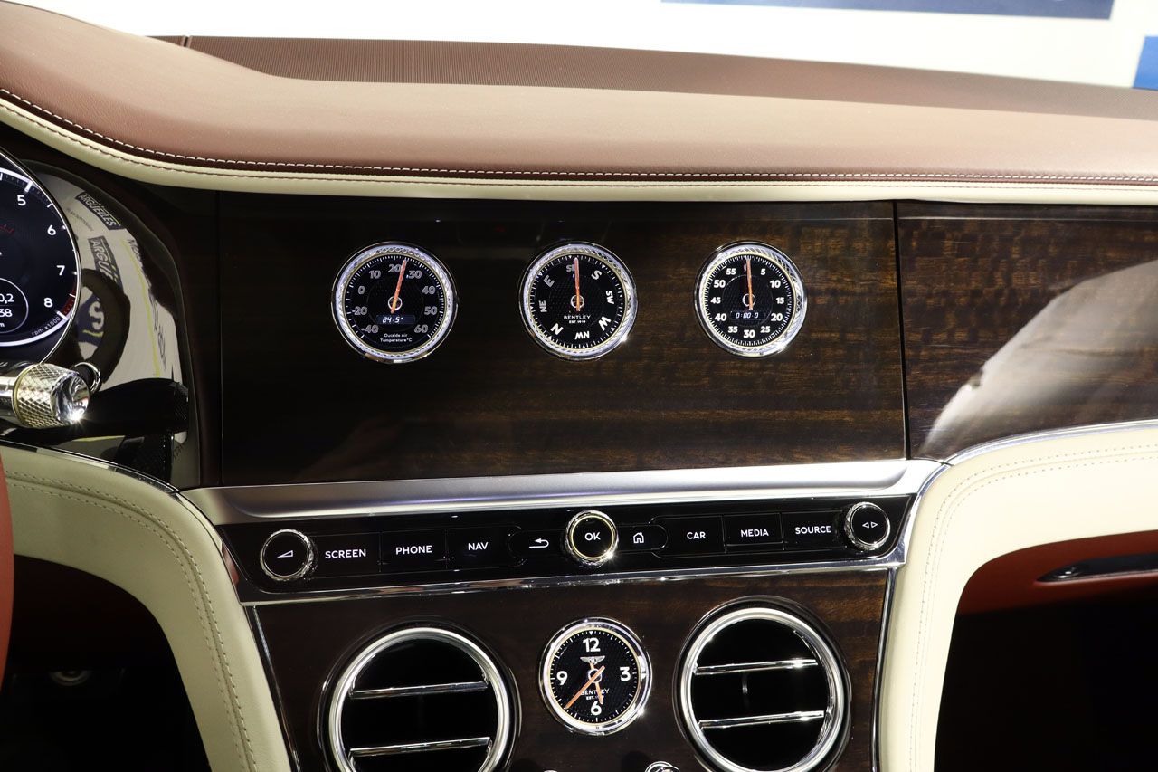 Bentley Continental GTC V8 Mulliner Cabrio 549cv