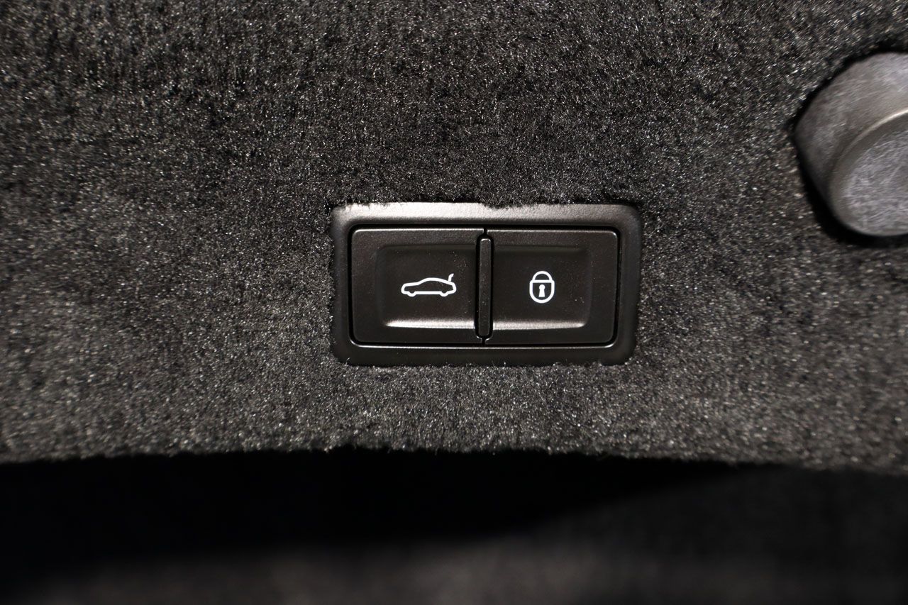 Bentley Continental GTC V8 Mulliner Cabrio 549cv