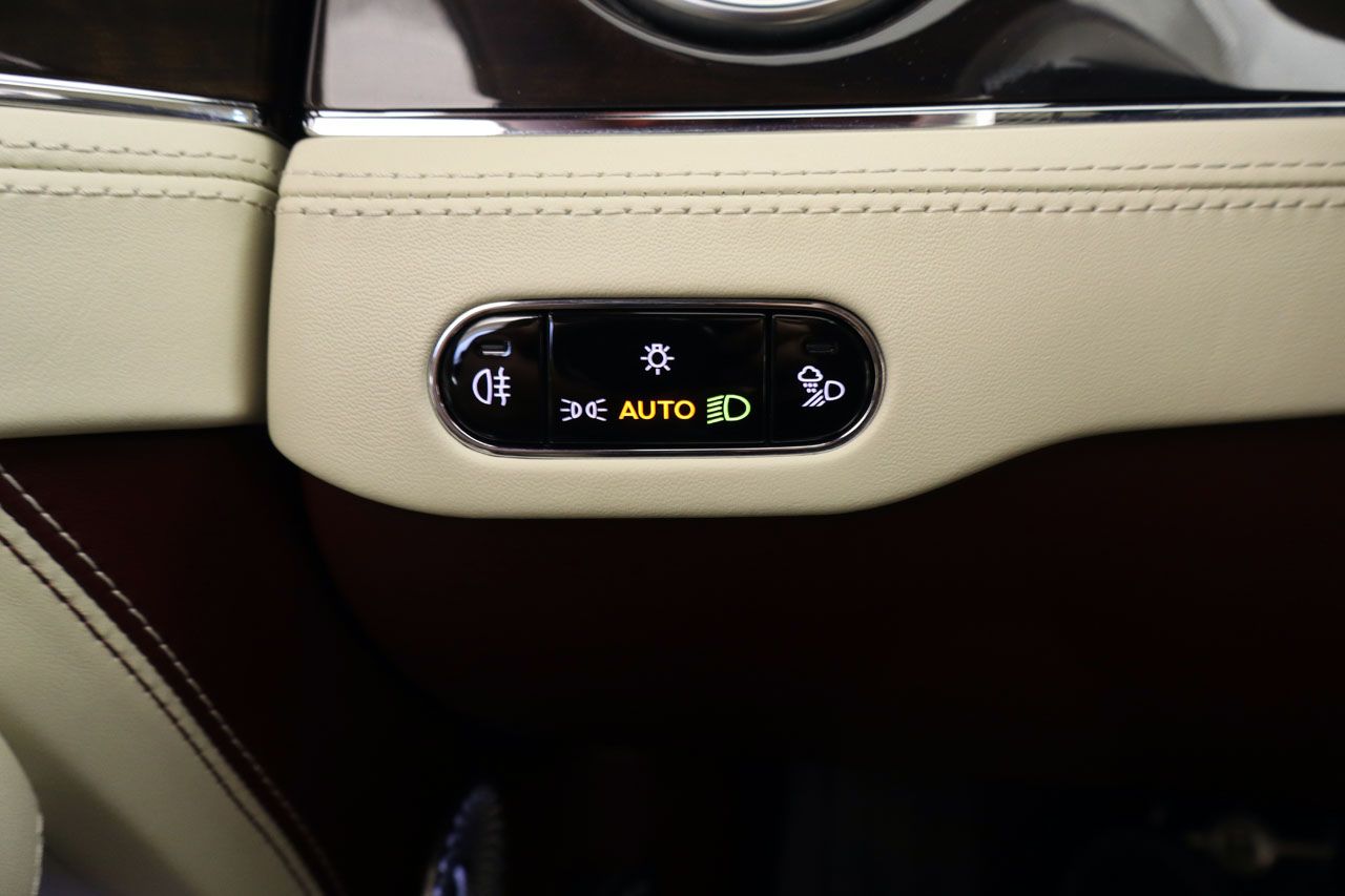 Bentley Continental GTC V8 Mulliner Cabrio 549cv