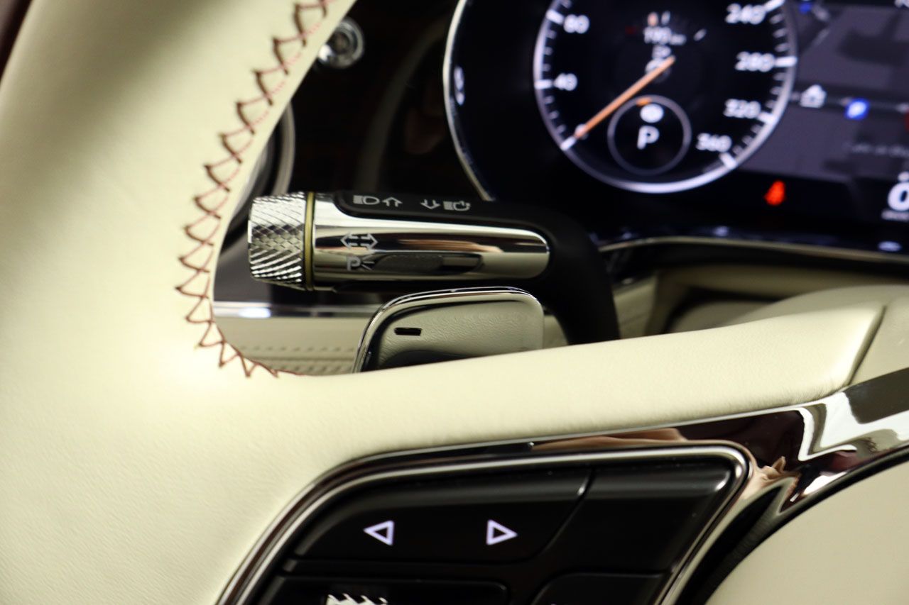 Bentley Continental GTC V8 Mulliner Cabrio 549cv