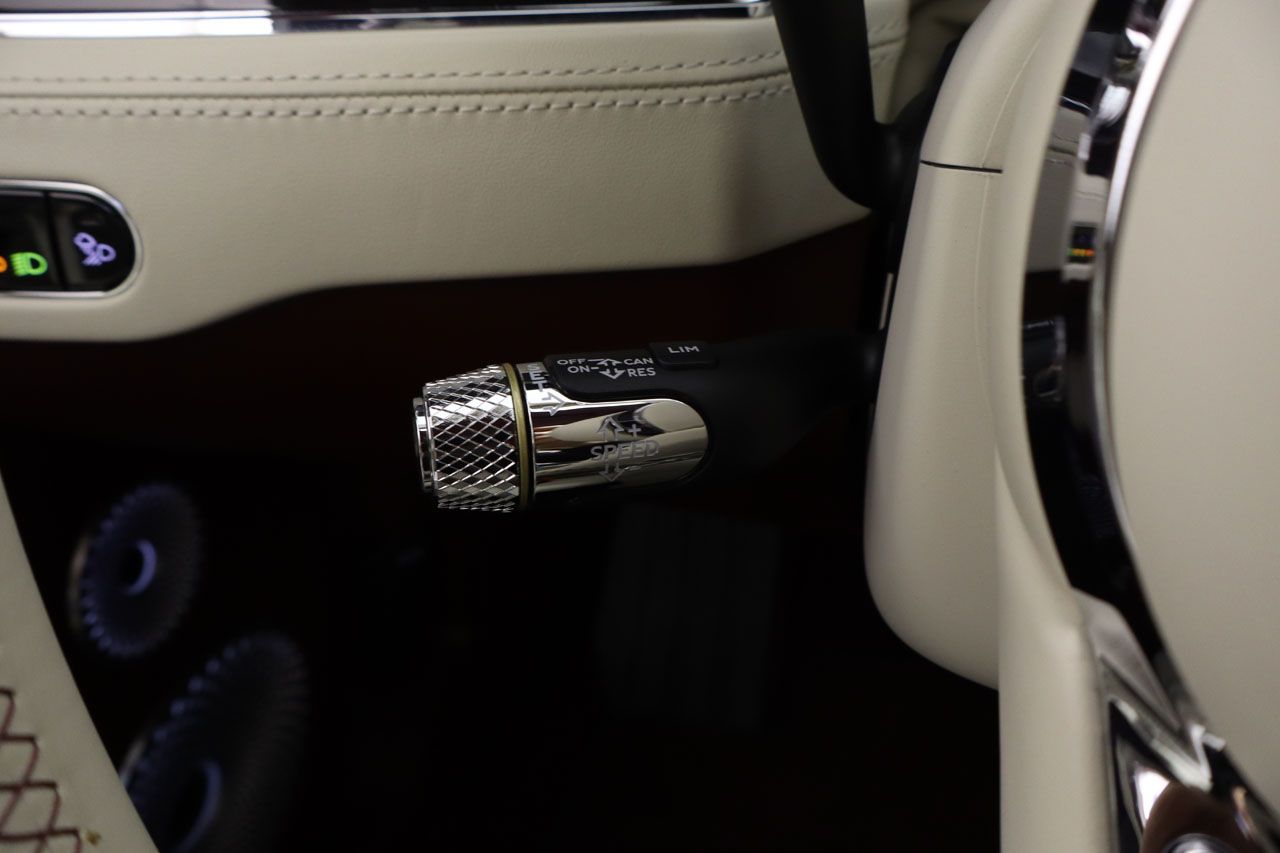 Bentley Continental GTC V8 Mulliner Cabrio 549cv