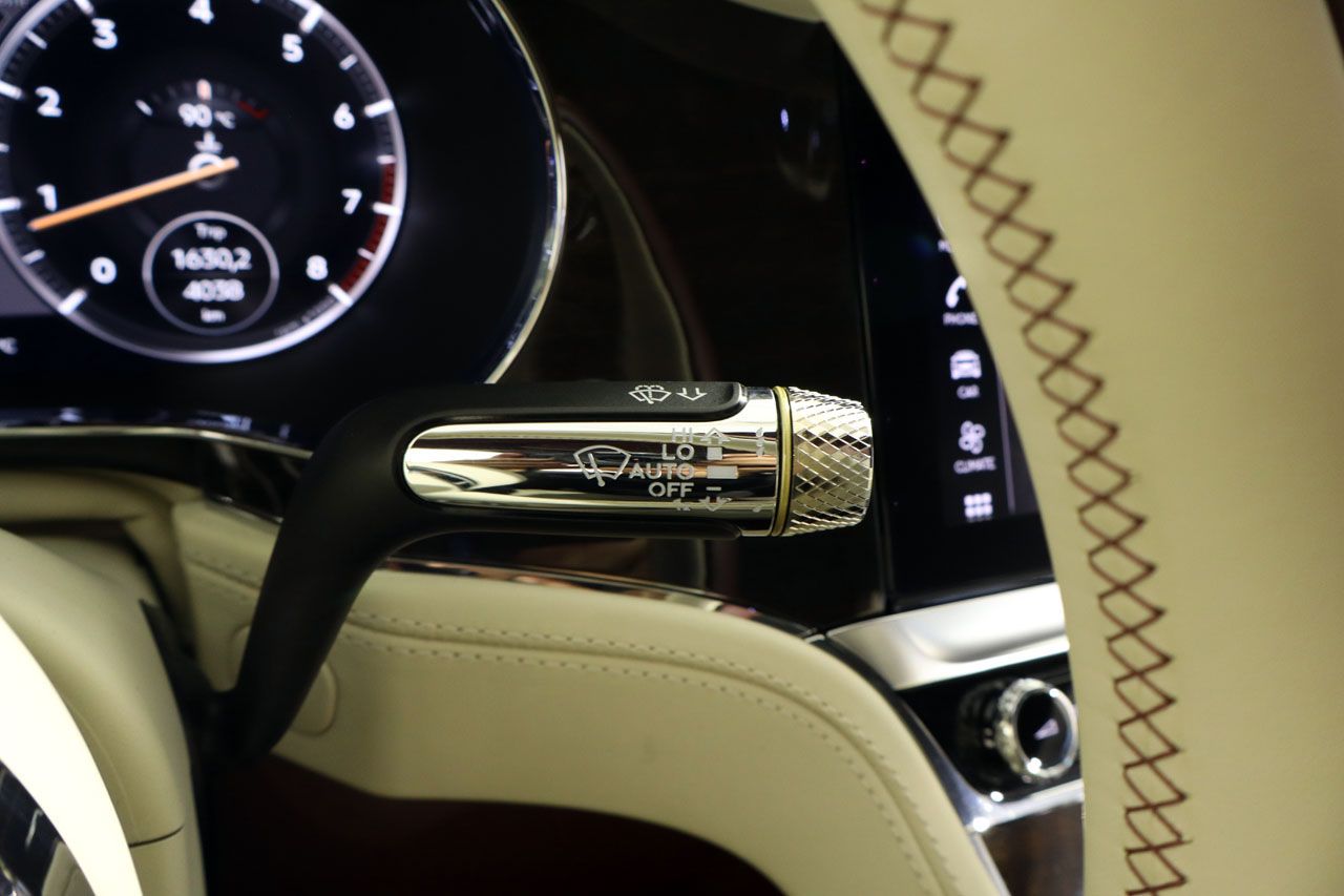 Bentley Continental GTC V8 Mulliner Cabrio 549cv