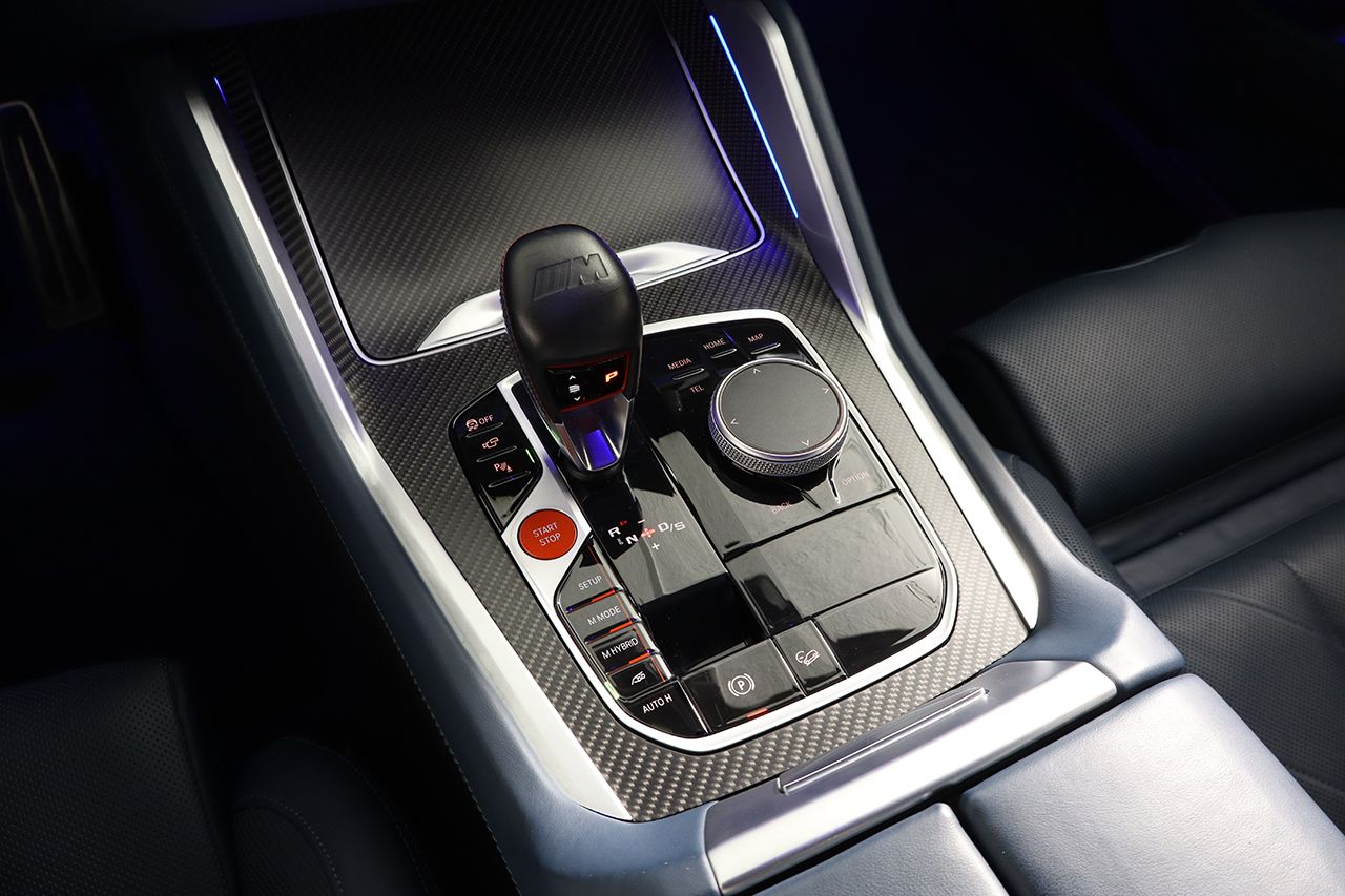 BMW XM 4.4 PHEV 653cv