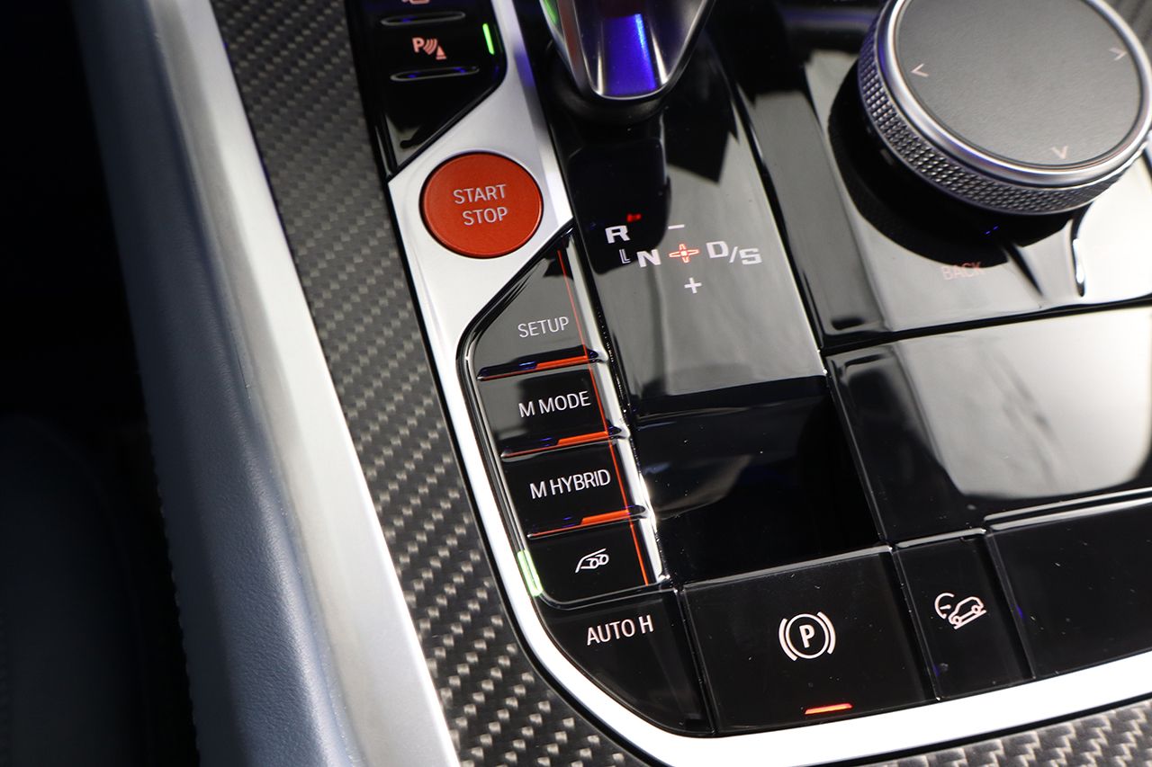 BMW XM 4.4 PHEV 653cv