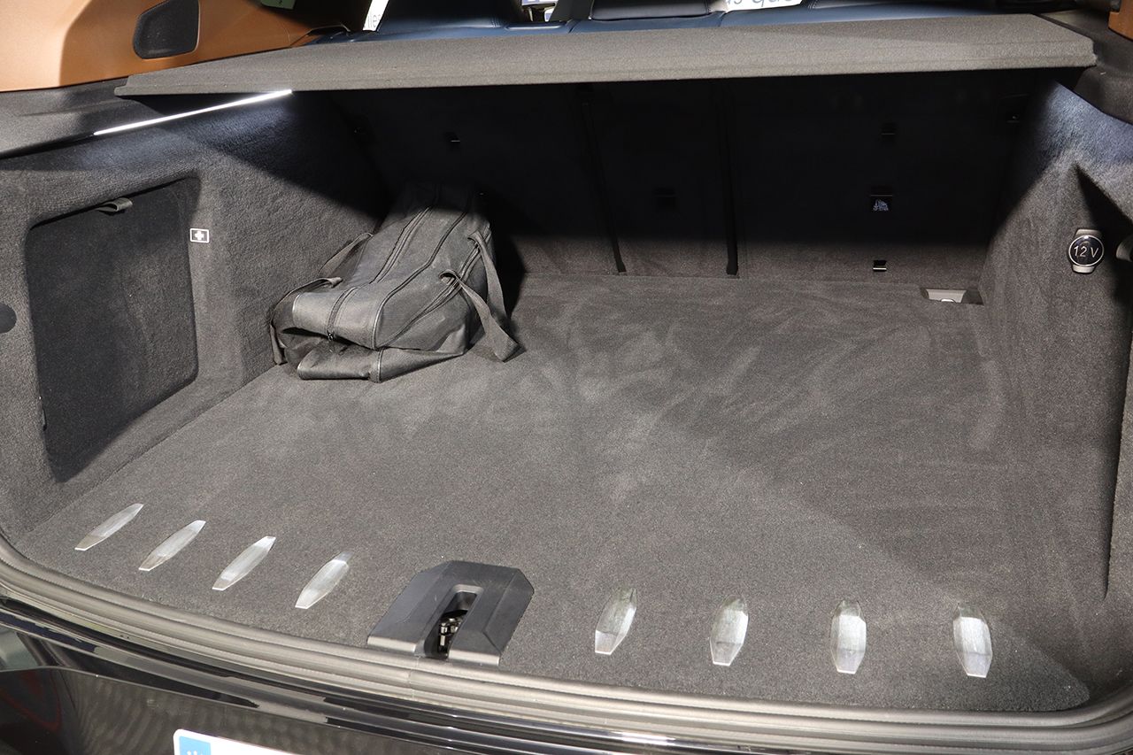 BMW XM 4.4 PHEV 653cv