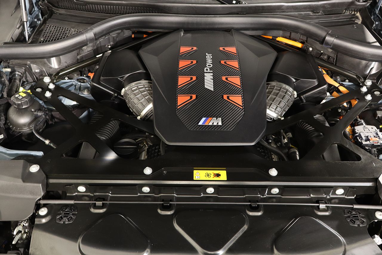 BMW XM 4.4 PHEV 653cv