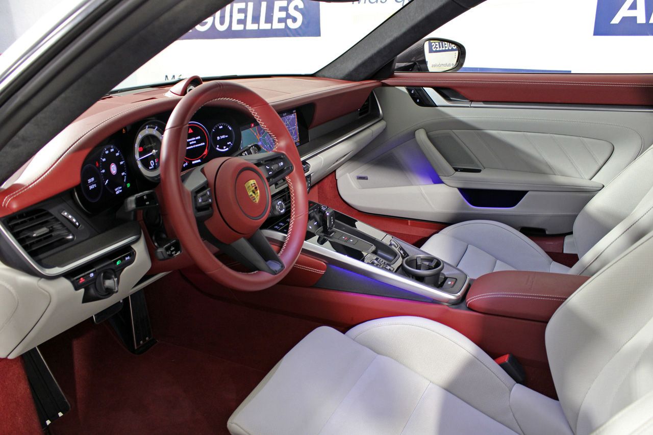 Porsche 911 Turbo S SportDesign 650cv