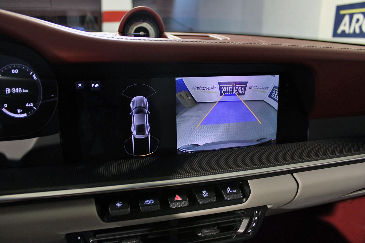 Porsche 911 Turbo S SportDesign 650cv