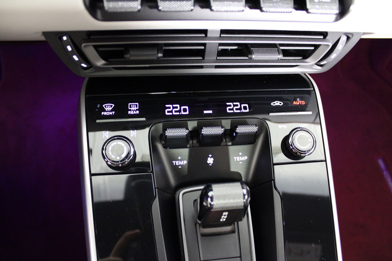 Porsche 911 Turbo S SportDesign 650cv