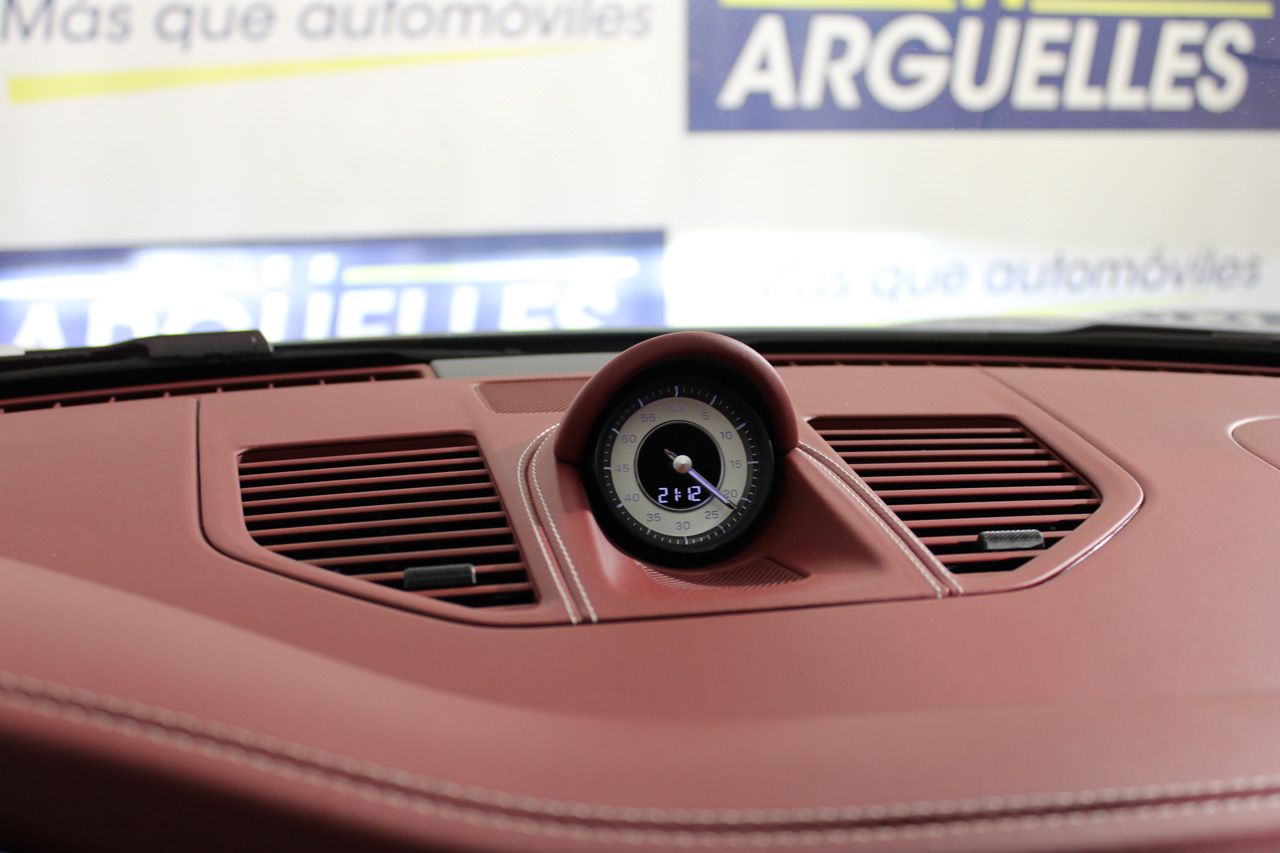 Porsche 911 Turbo S SportDesign 650cv