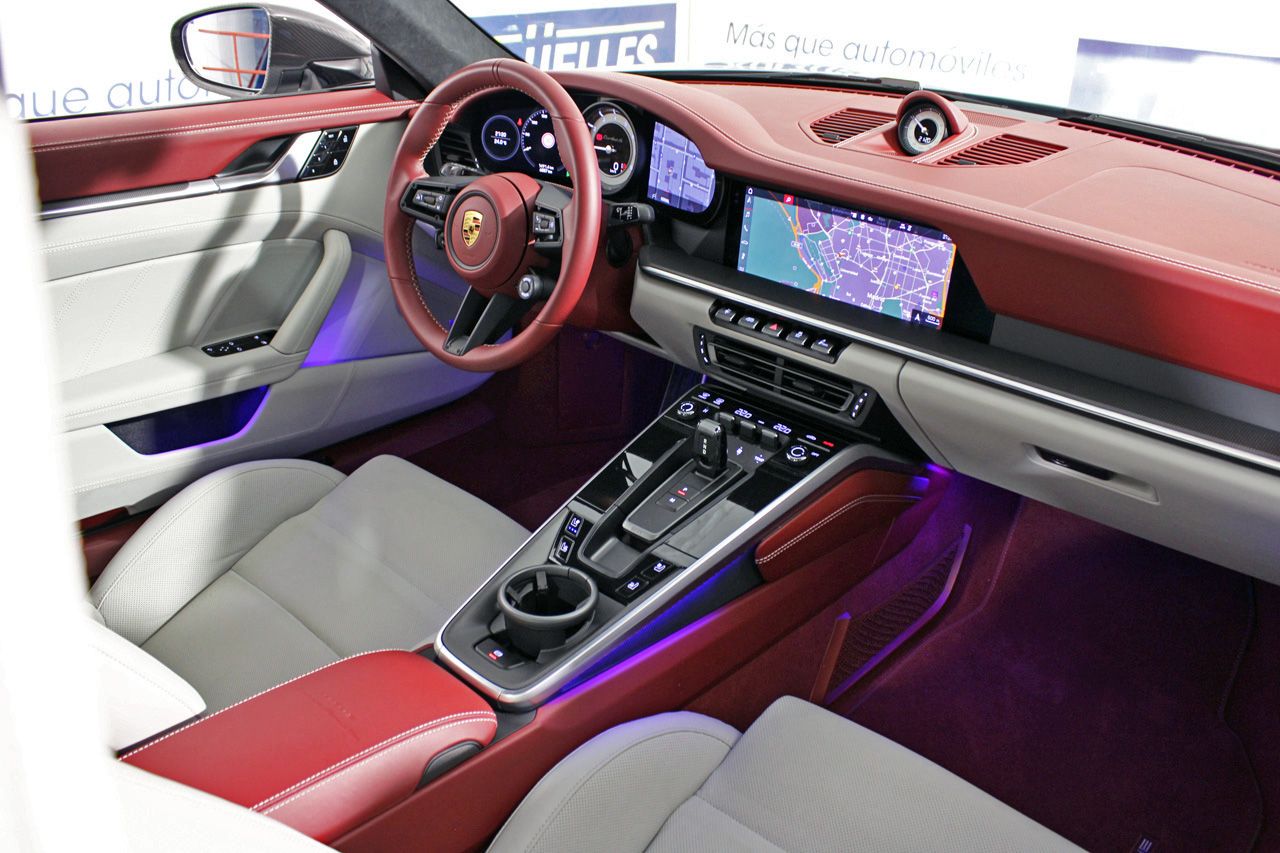 Porsche 911 Turbo S SportDesign 650cv