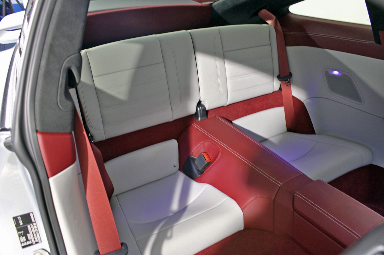 Porsche 911 Turbo S SportDesign 650cv