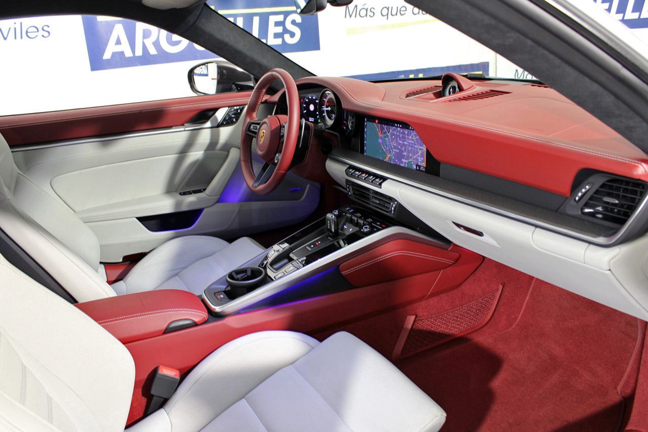 Porsche 911 Turbo S SportDesign 650cv