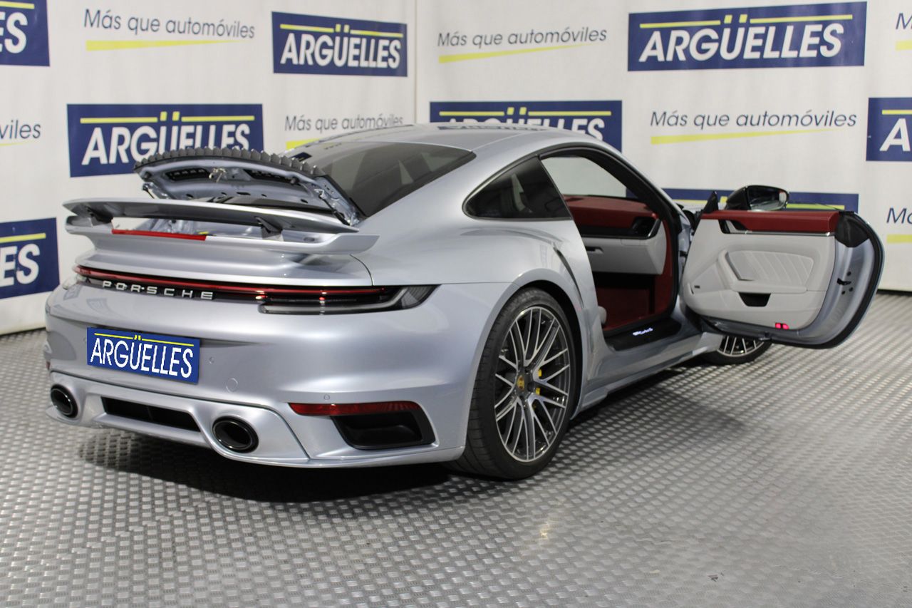 Porsche 911 Turbo S SportDesign 650cv