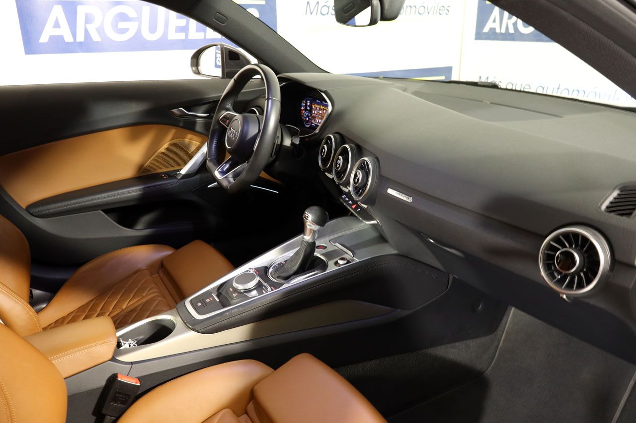 Audi TT Coupe 2.0 TFSI S Line Quattro 230cv S tronic