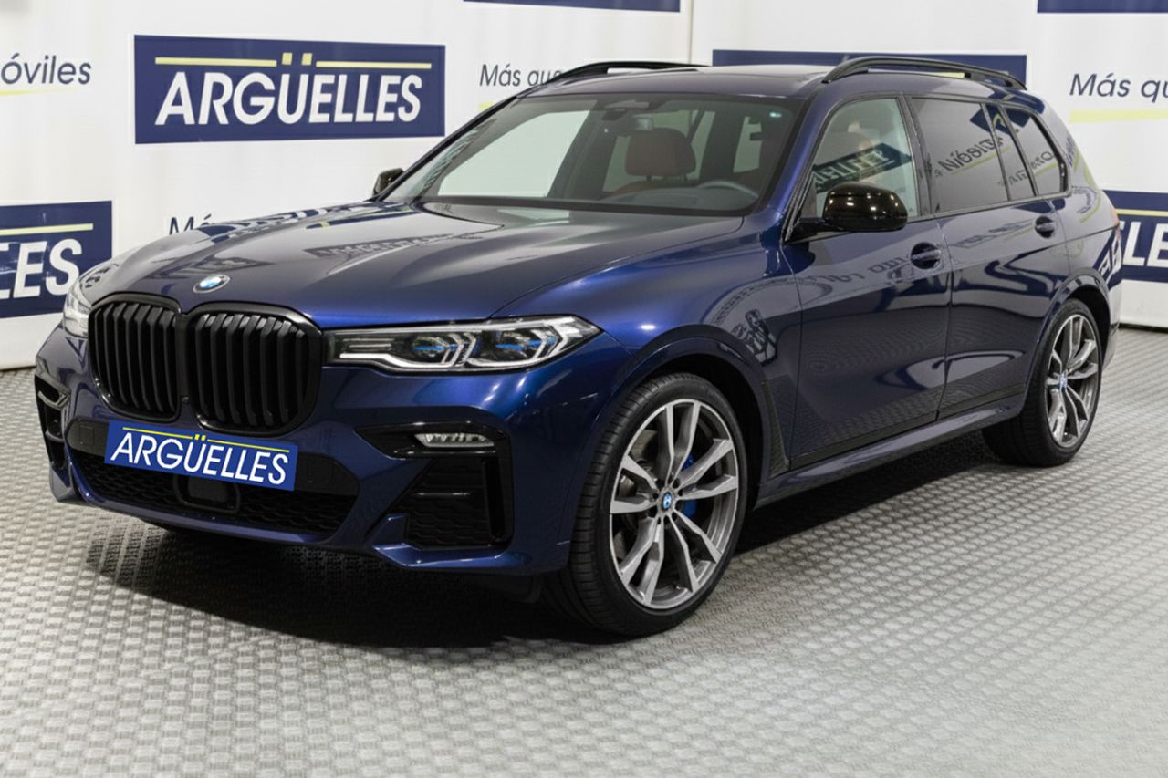 BMW X7 M50i
