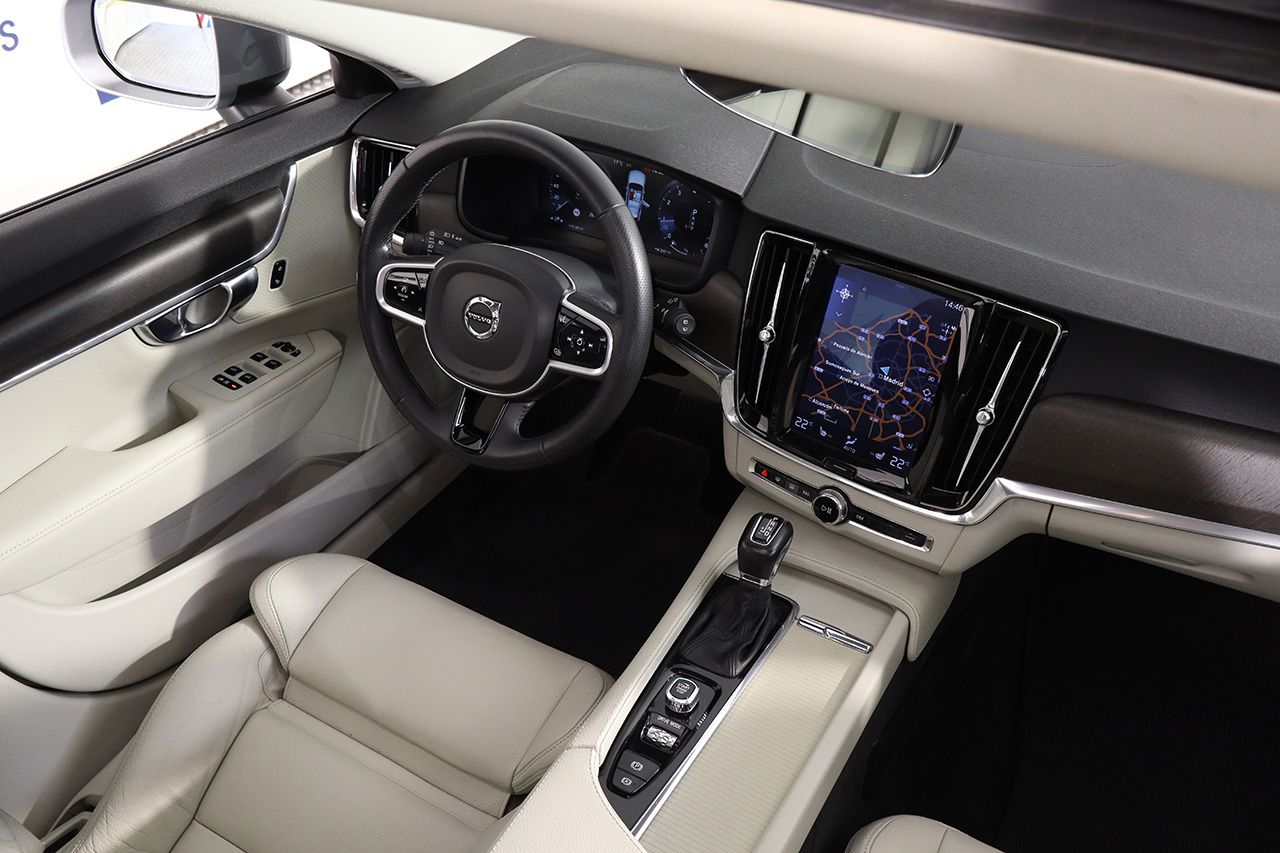 Volvo V90 Cross Country 2.0 Pro AWD T5 Aut