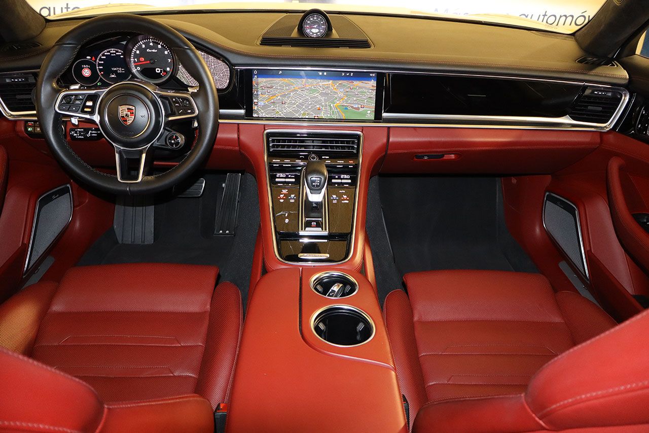 Porsche Panamera Turbo 550cv