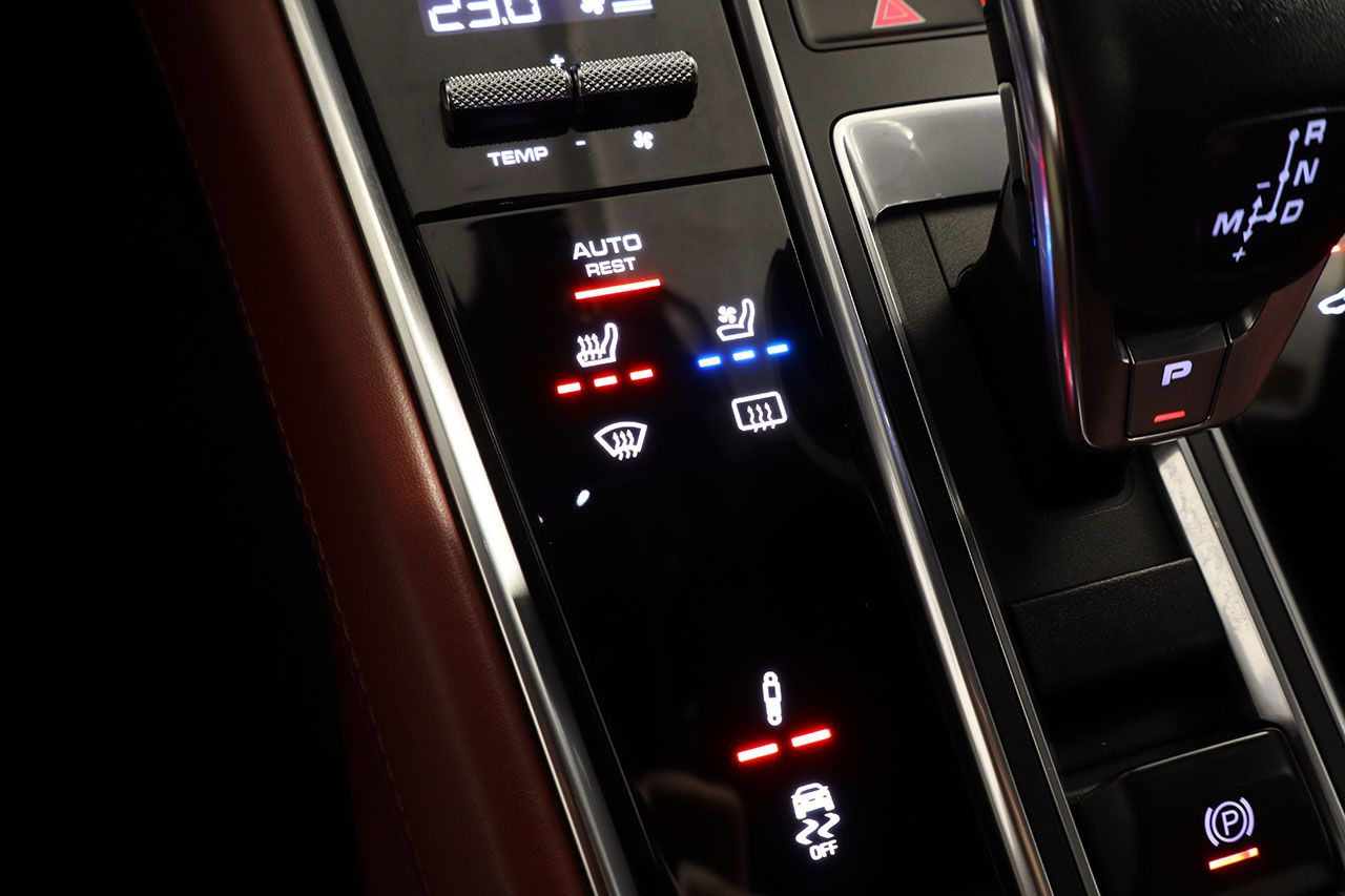 Porsche Panamera Turbo 550cv