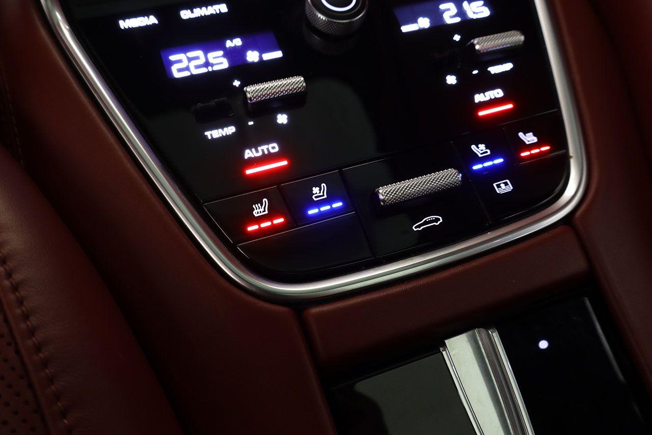 Porsche Panamera Turbo 550cv