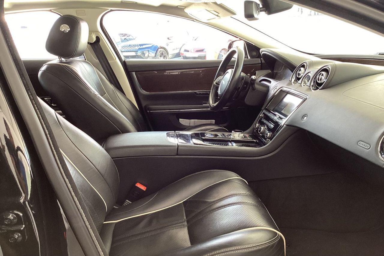 Jaguar XJ 3.0 Luxury 300cv AUT