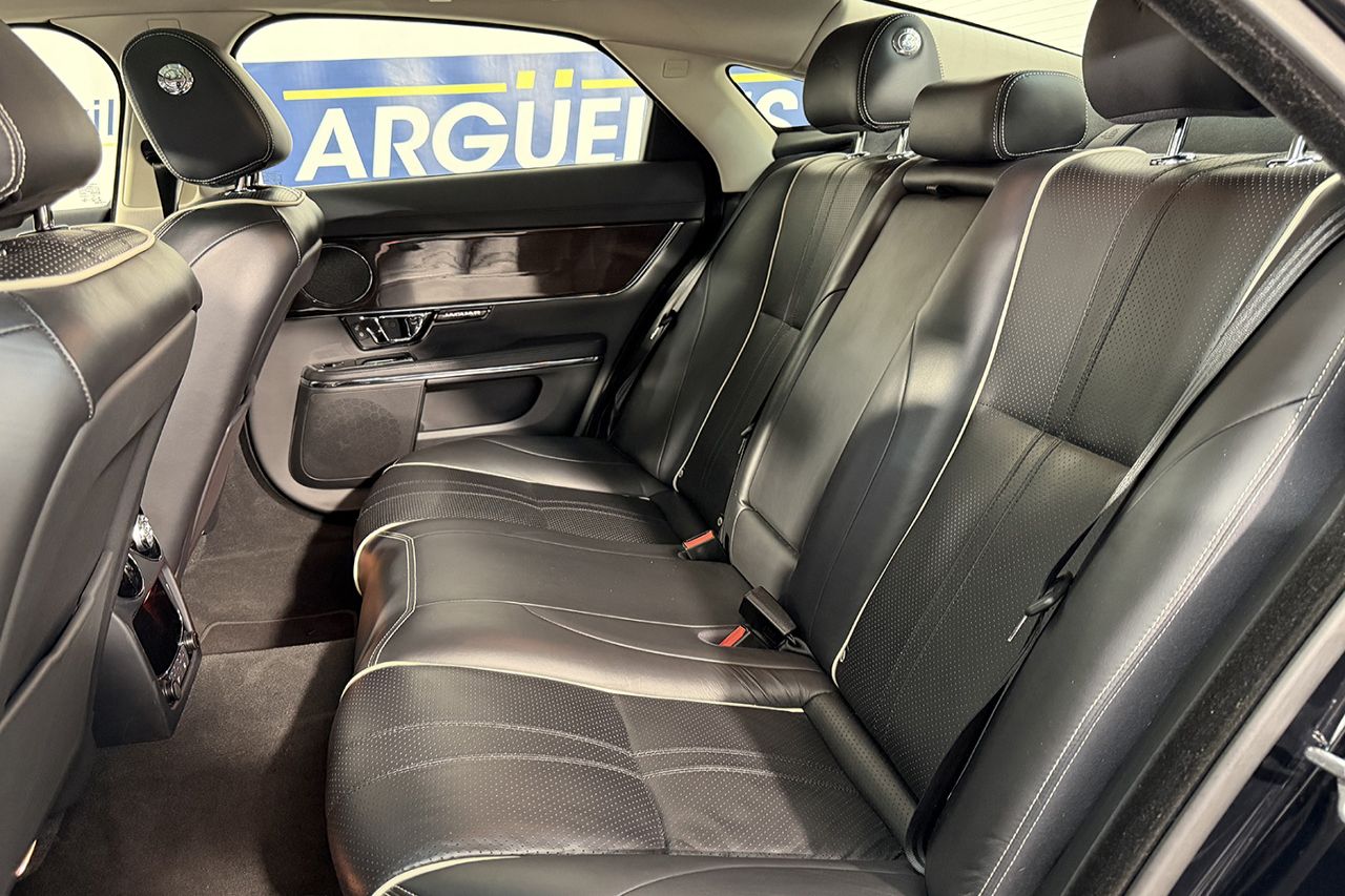 Jaguar XJ 3.0 V6 Luxury 300cv AUT
