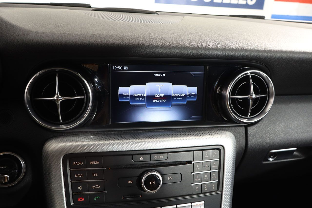 Mercedes Benz SLC 300 245cv