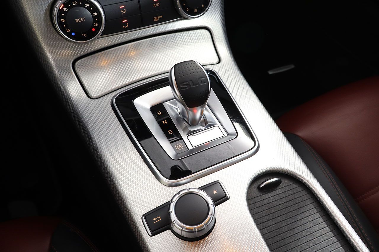 Mercedes Benz SLC 300 245cv