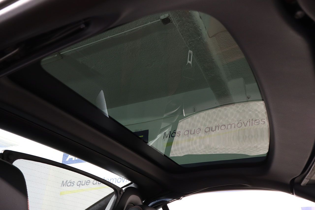 Mercedes Benz SLC 300 245cv