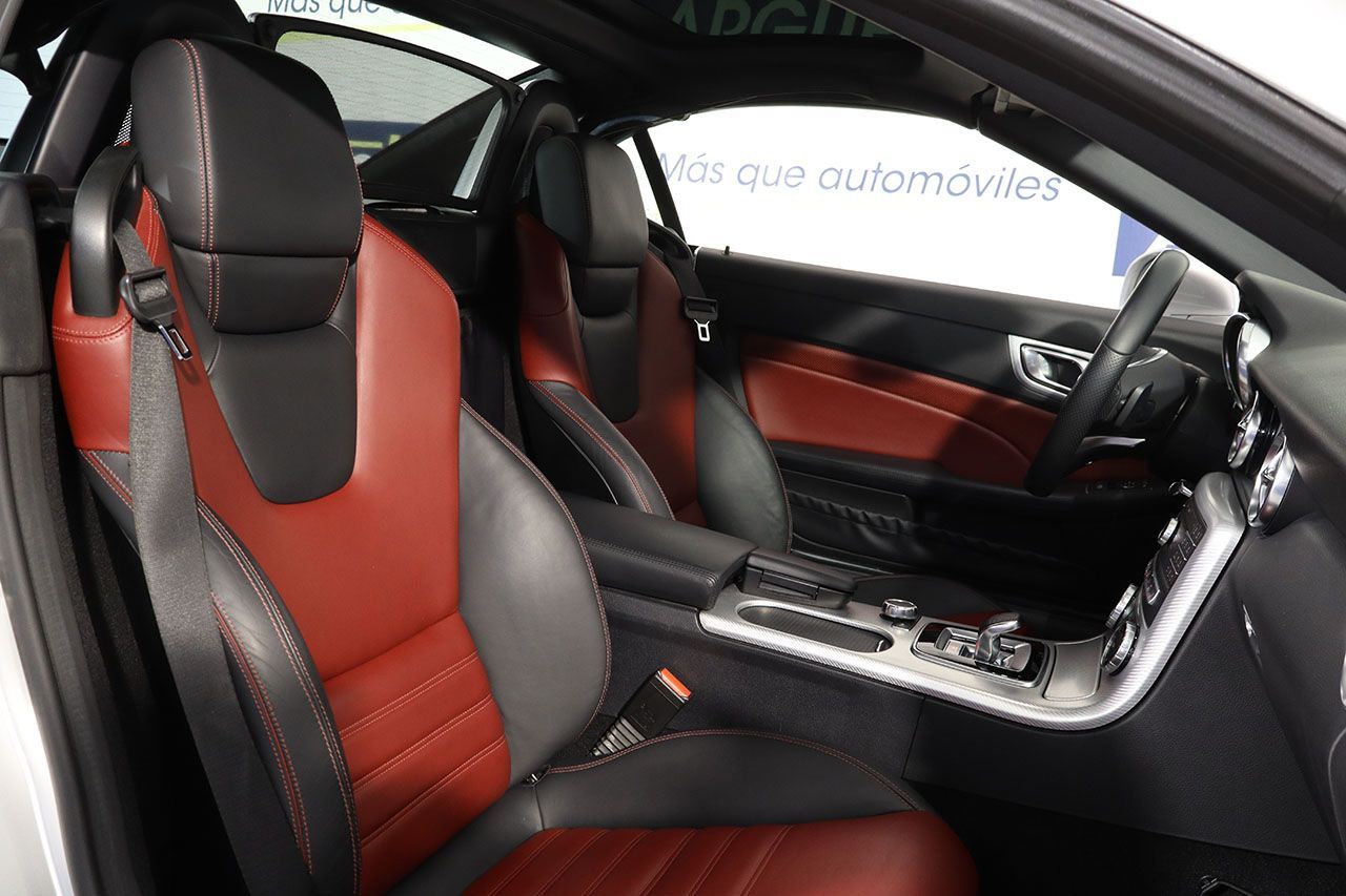 Mercedes Benz SLC 300 245cv