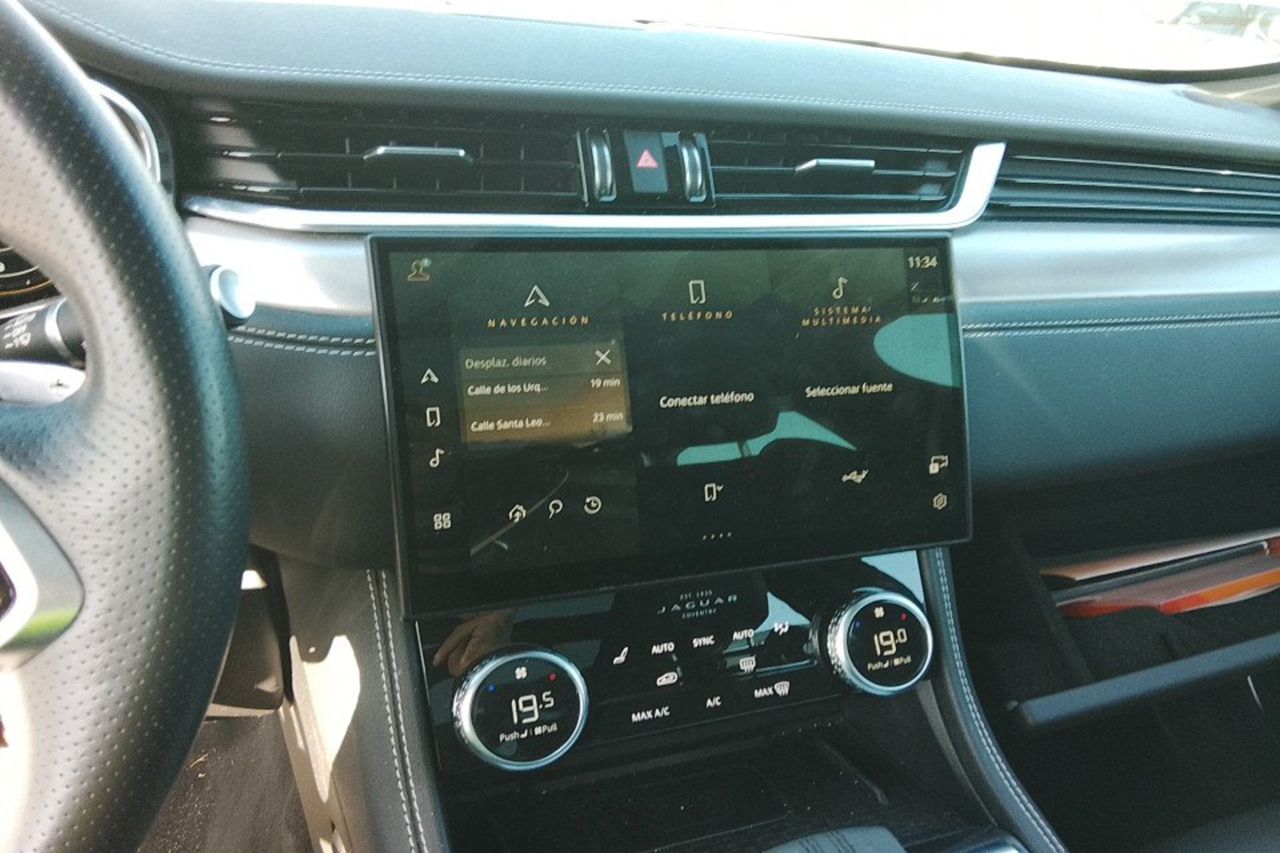 Jaguar F PACE 2.0 I4 PHEV R Dynamic AWD Auto 404cv