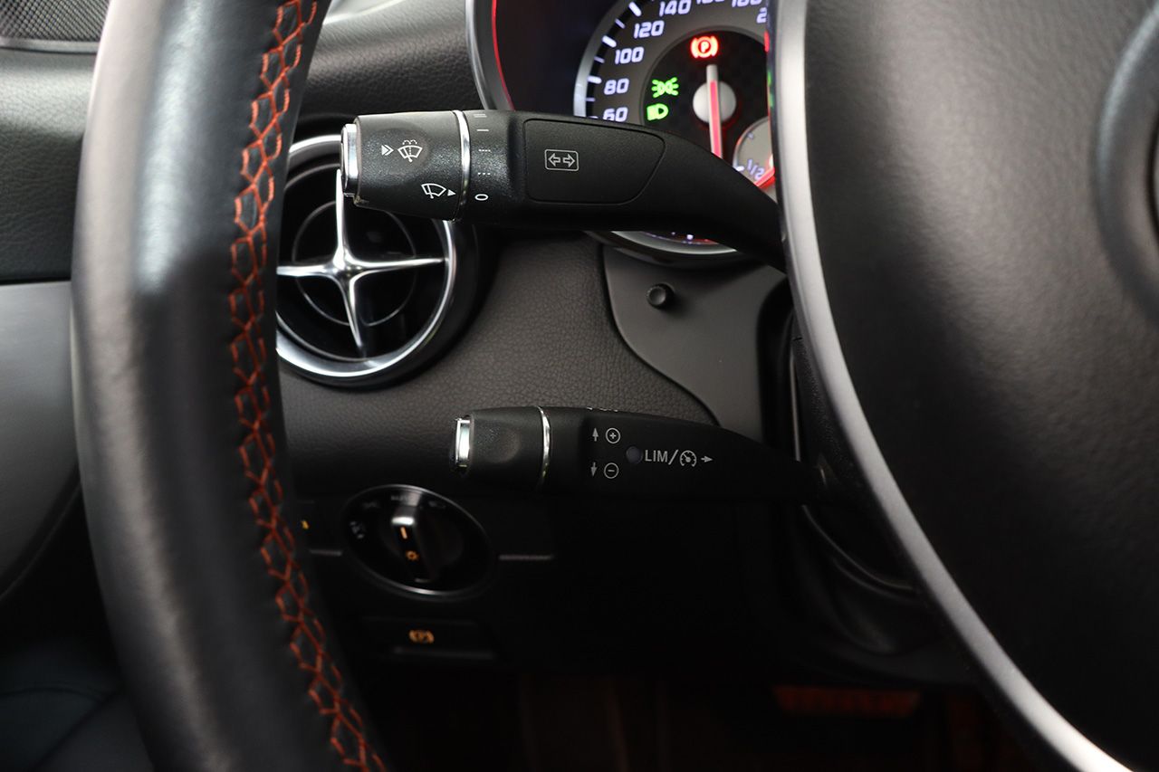 Mercedes Benz SLK 350 BlueEfficiency 305cv