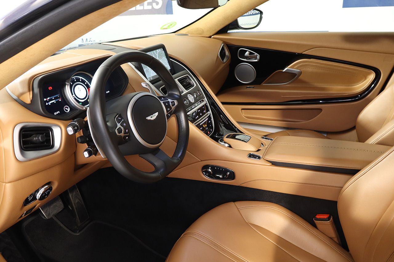 Aston Martin DB11 Volante 510cv