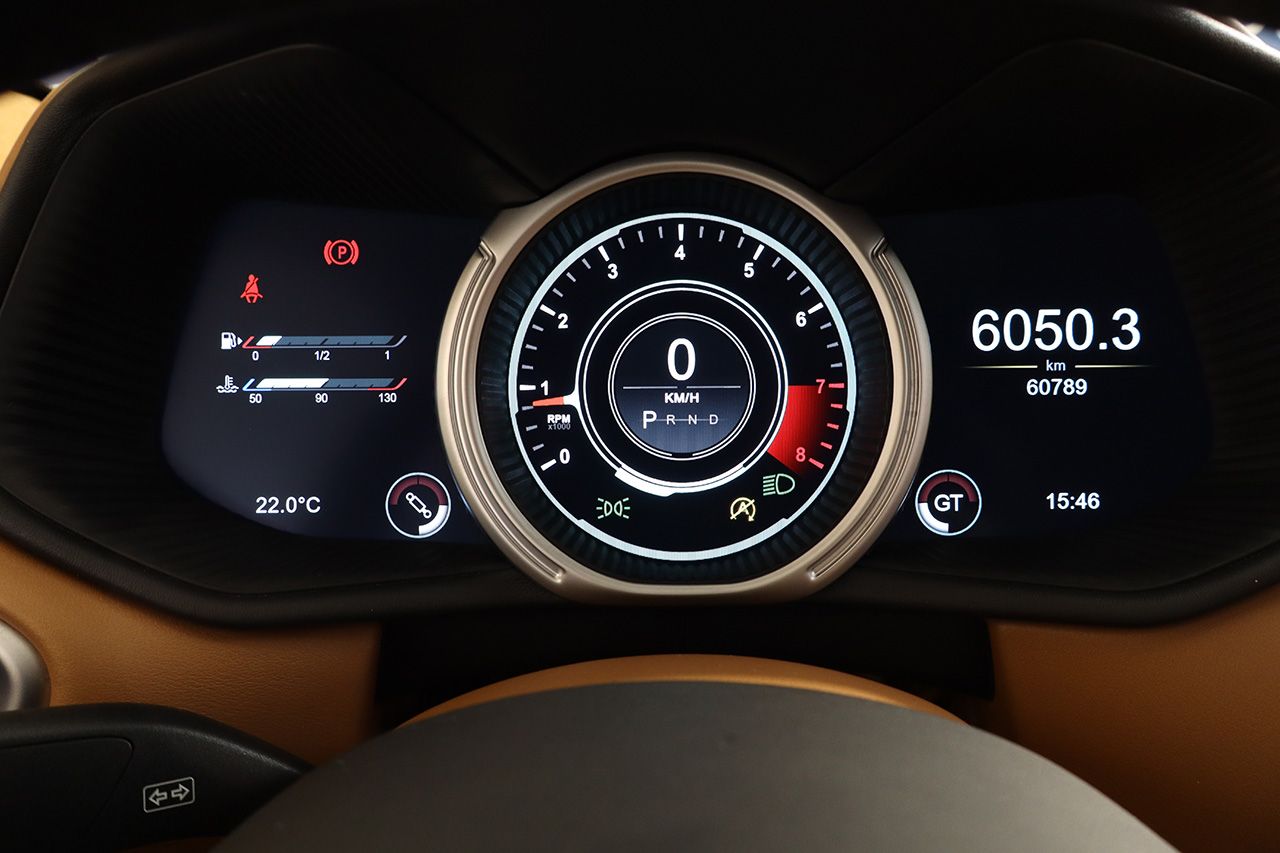 Aston Martin DB11 Volante 510cv