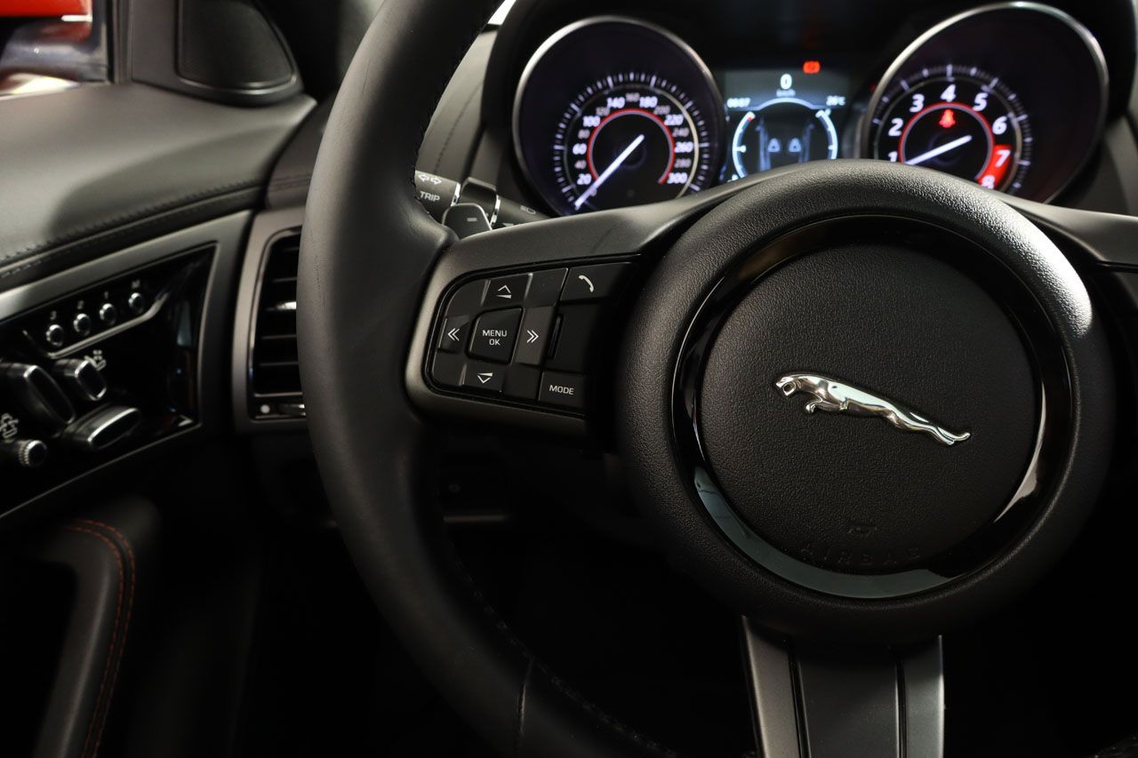 Jaguar F TYPE Coupe 3.0 V6 Auto 340cv