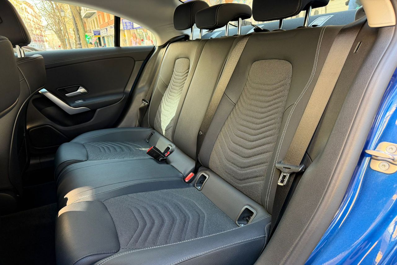 Mercedes Benz CLA 200 163cv AUT