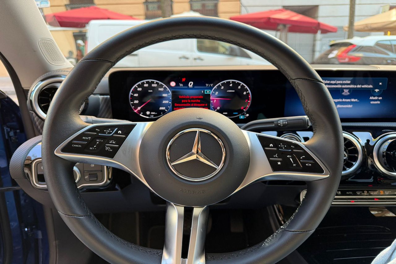 Mercedes Benz CLA 200 163cv AUT