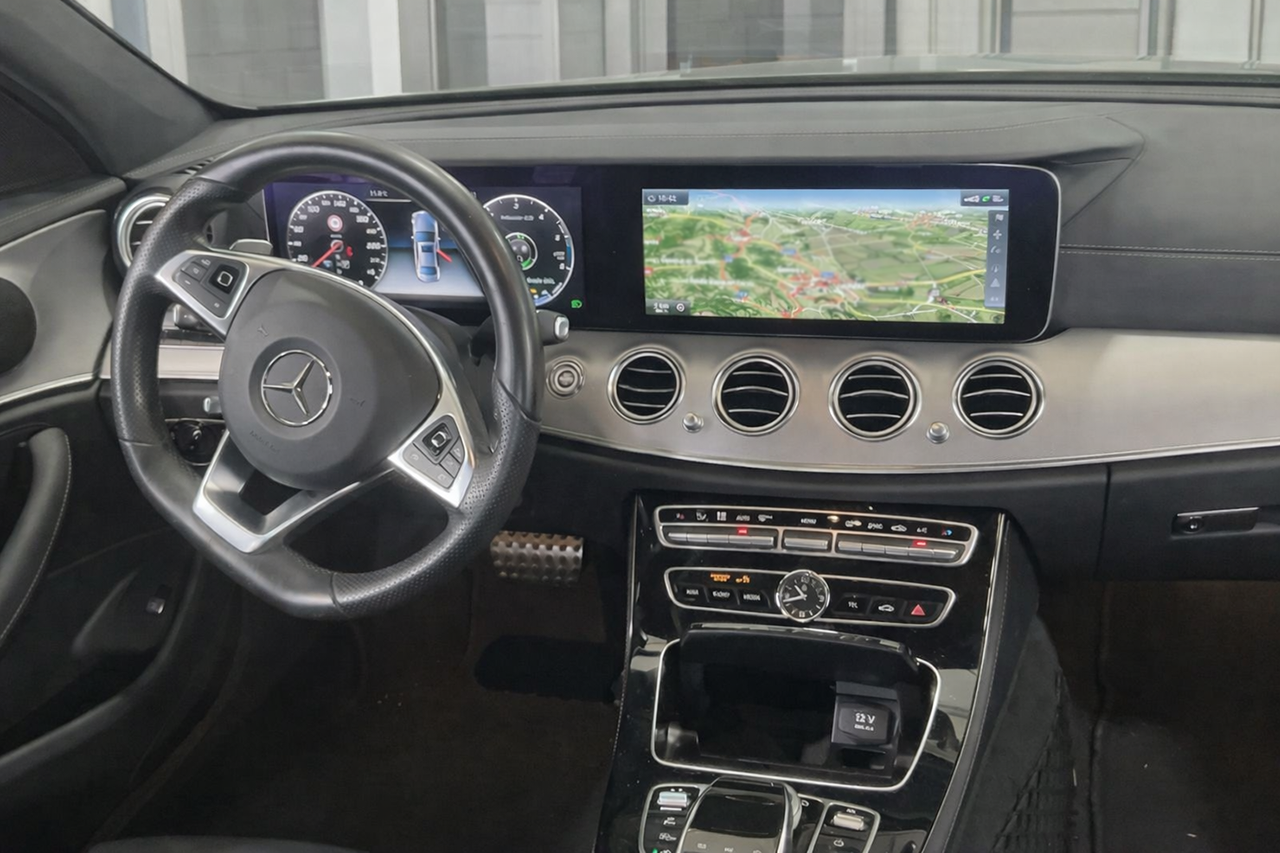 Mercedes Benz E 350 d AMG Line 258cv