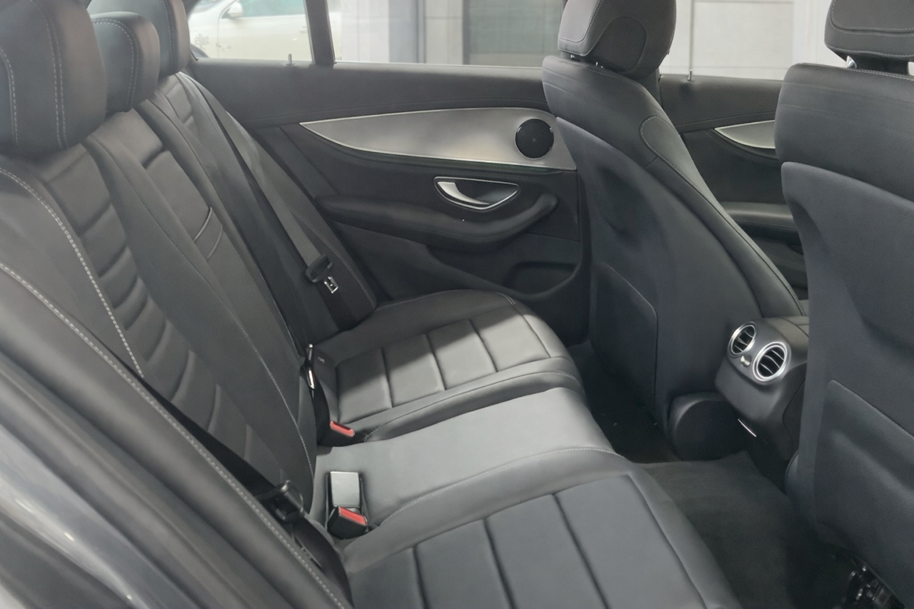 Mercedes Benz E 350 d AMG Line 258cv