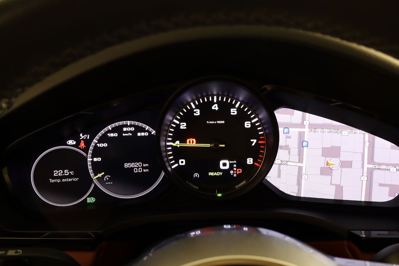 Porsche Cayenne Coupe Cayenne E Hybrid 462cv