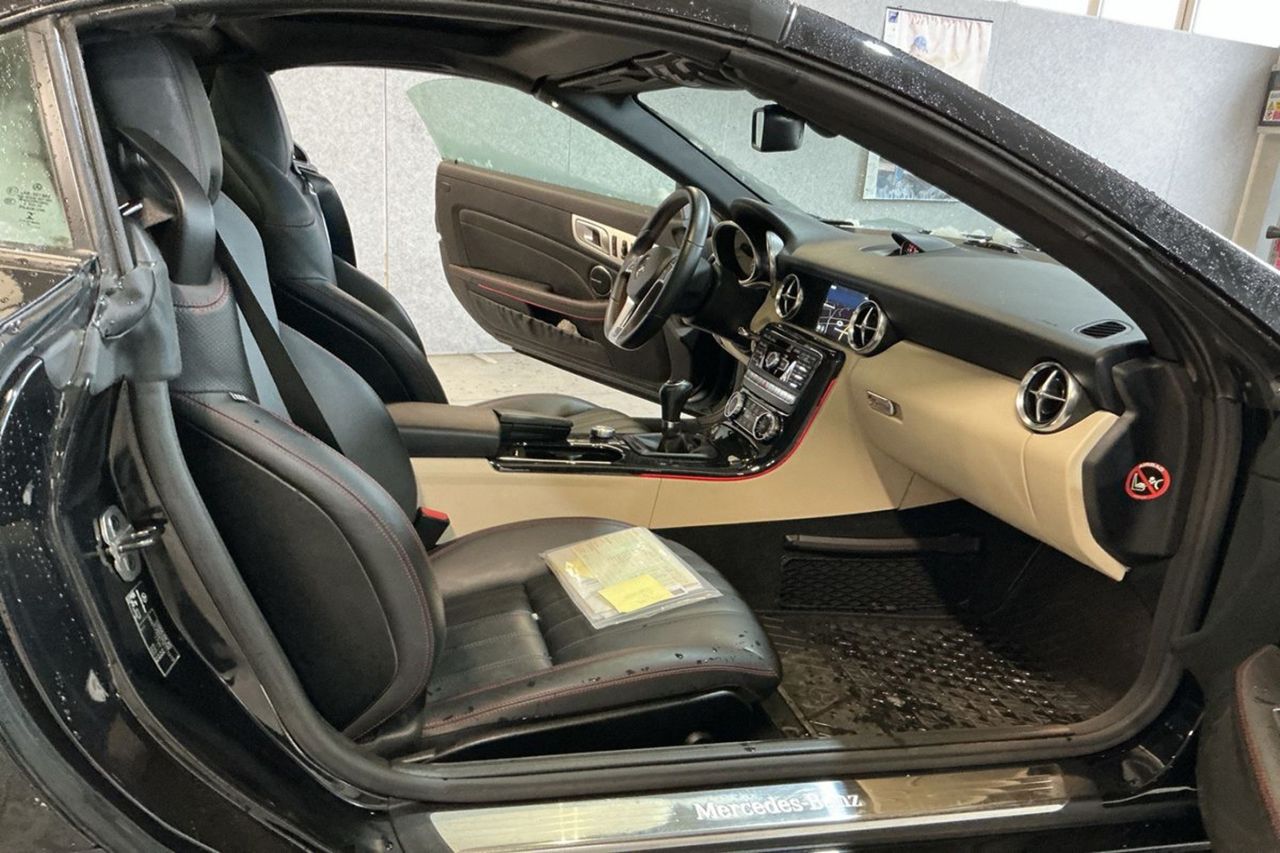 Mercedes Benz SLK 250 AMG Line 205cv