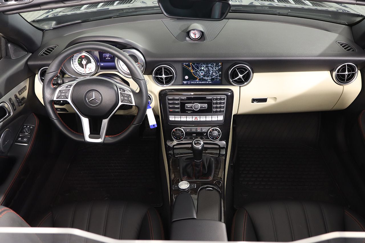 Mercedes Benz SLK 250 AMG Line 205cv