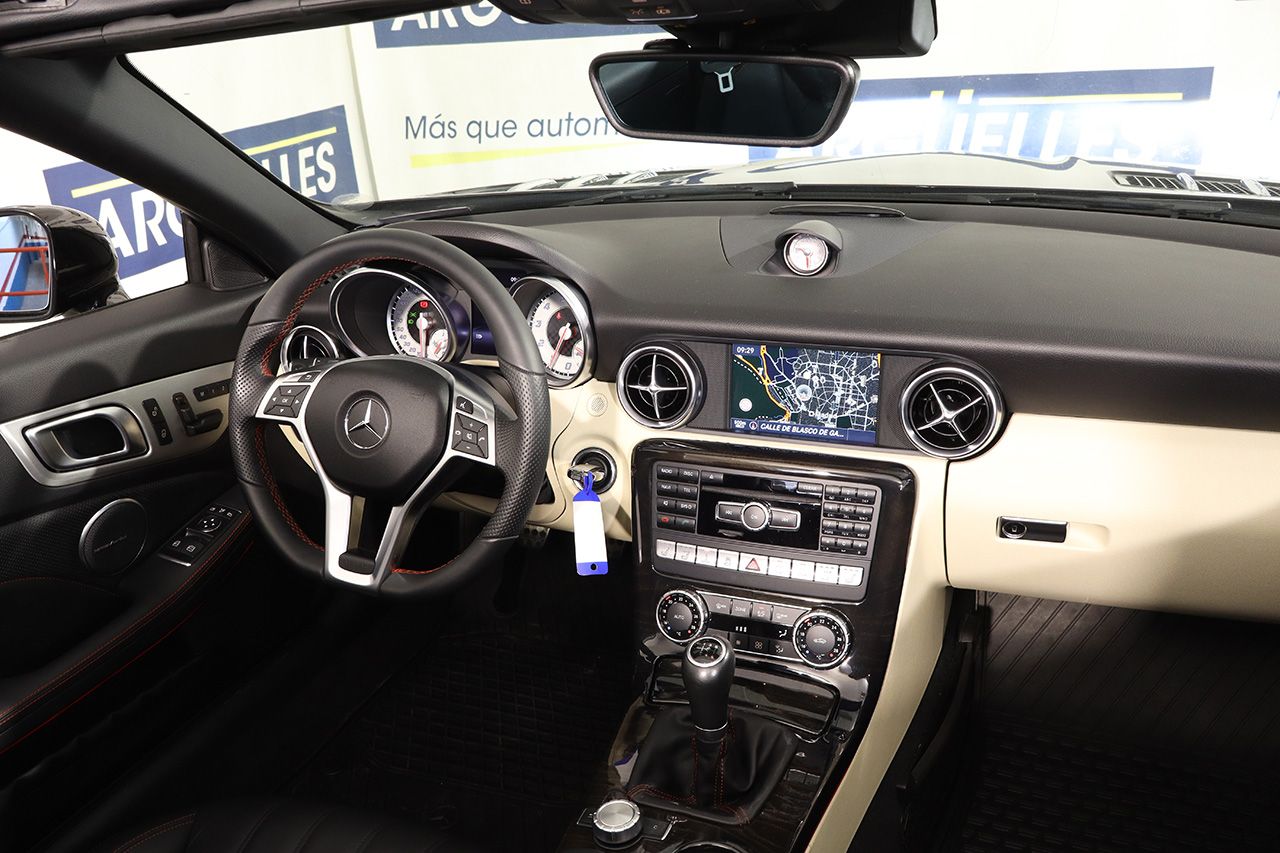 Mercedes Benz SLK 250 AMG Line 205cv