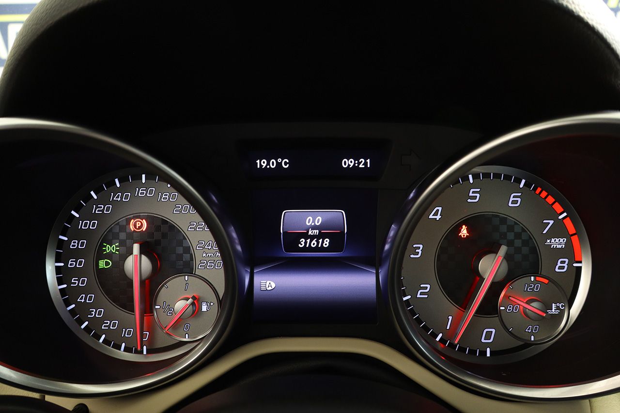 Mercedes Benz SLK 250 AMG Line 205cv