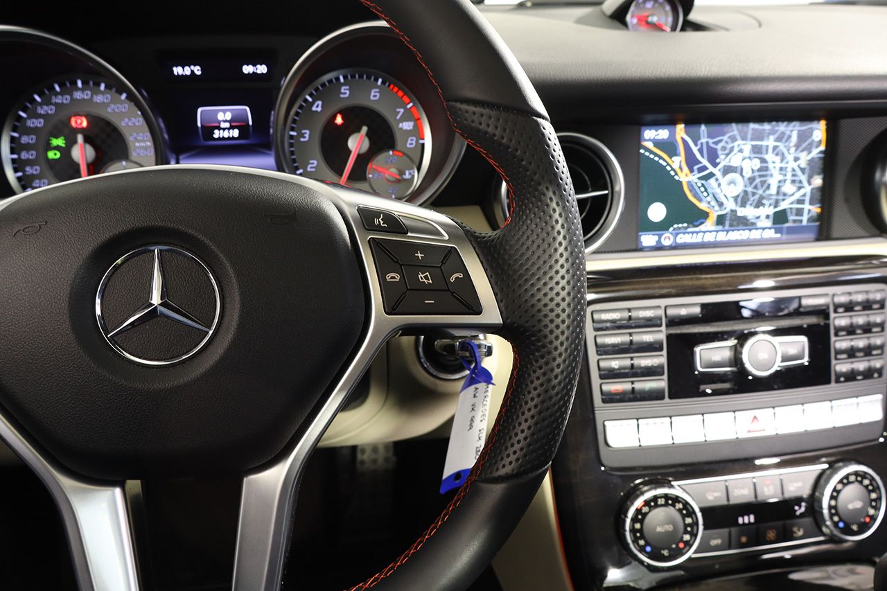 Mercedes Benz SLK 250 AMG Line 205cv