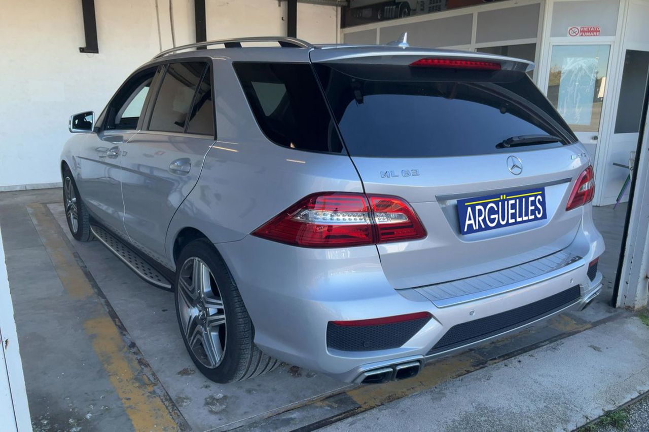 Mercedes Benz ML 63 AMG Performance 4Matic 525cv