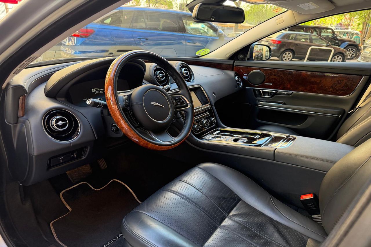Jaguar XJ 3.0 V6 SC Premium Luxury AWD